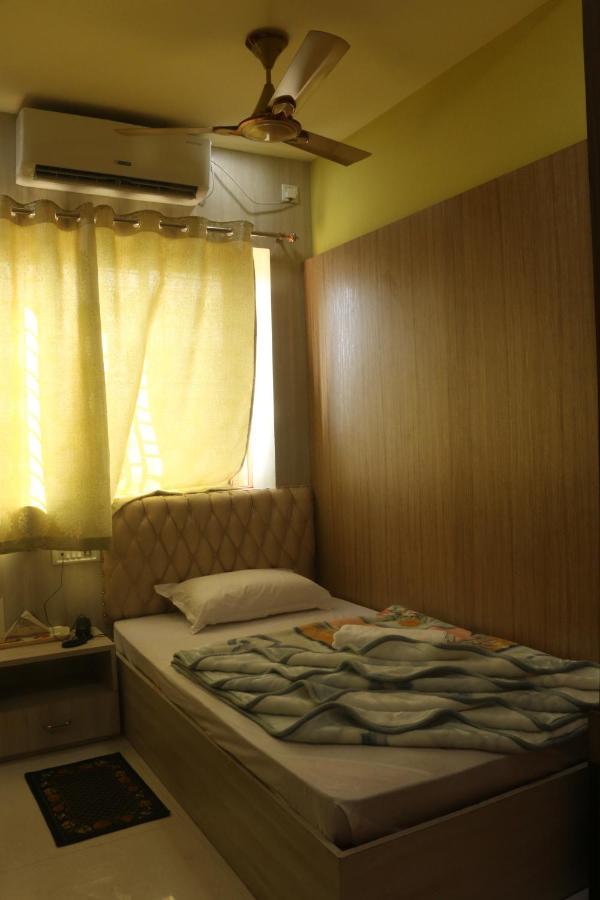 Hotel Himalaya Agartala Luaran gambar