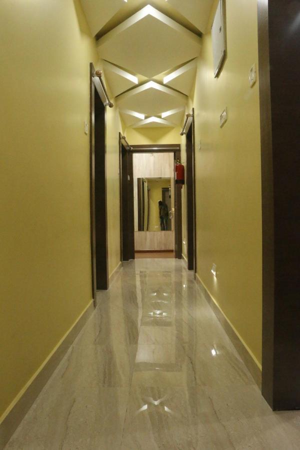 Hotel Himalaya Agartala Luaran gambar