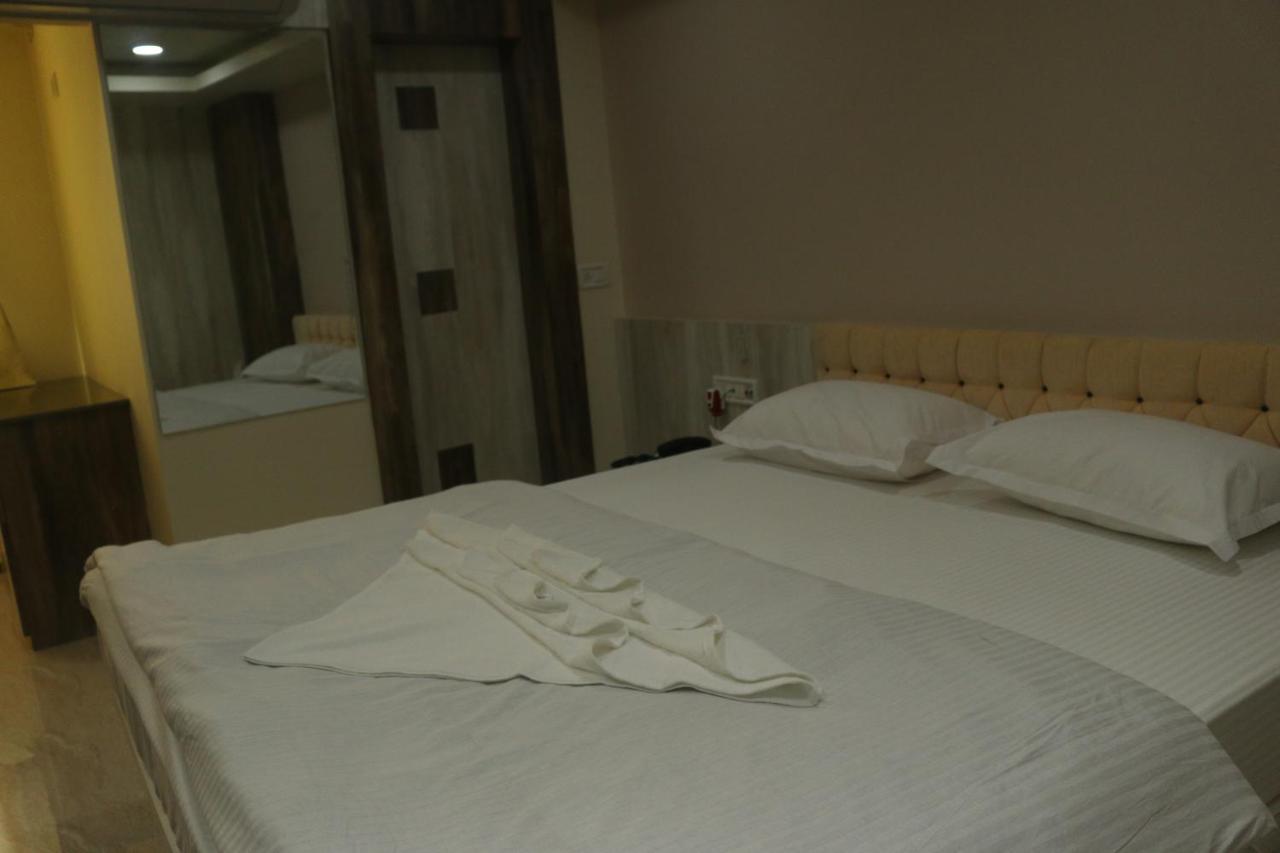 Hotel Himalaya Agartala Luaran gambar